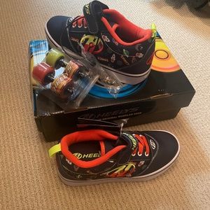 Boys Heelys